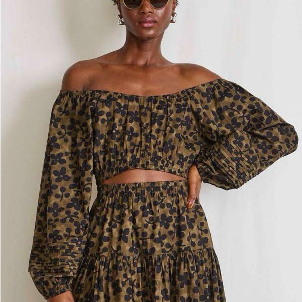 Apiece Apart Olive Green and Black Off-Shoulder Crop Top